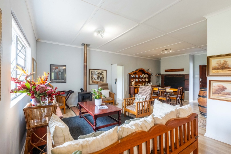 4 Bedroom Property for Sale in Hoekwil Western Cape